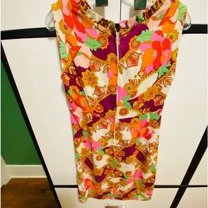 Vintage & Fun 🌸 🌺 Floral Hawaiian Dress